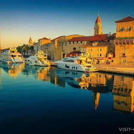 Luxury With Pool, Jacuzzi And Sea View Split *