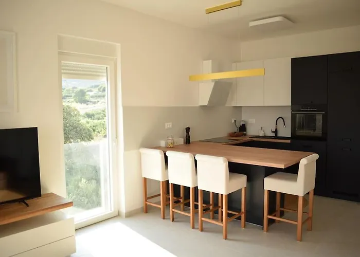 Apartament Luxury With Pool, Jacuzzi And Sea View Split