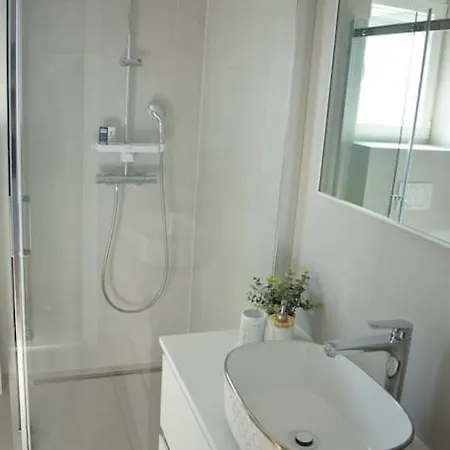 Luxury With Pool, Jacuzzi And Sea View Split Apartmán *