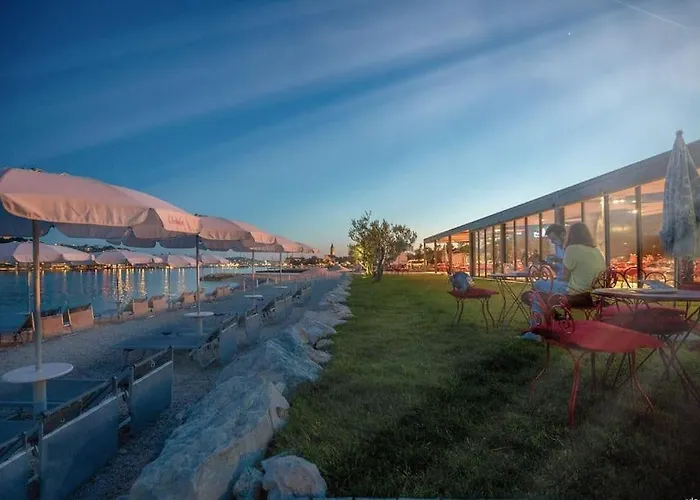 Luxury With Pool, Jacuzzi And Sea View Split Lägenhet *